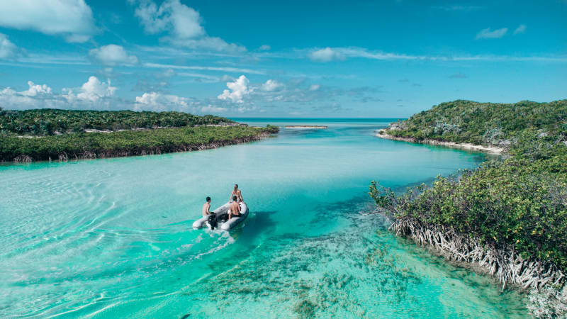Exploring the Exumas, Bahamas by dinghy