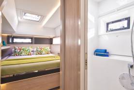 Moorings 4500 cabin