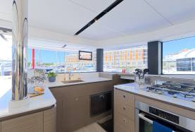 Moorings 4600 Crewed – 4-cabin