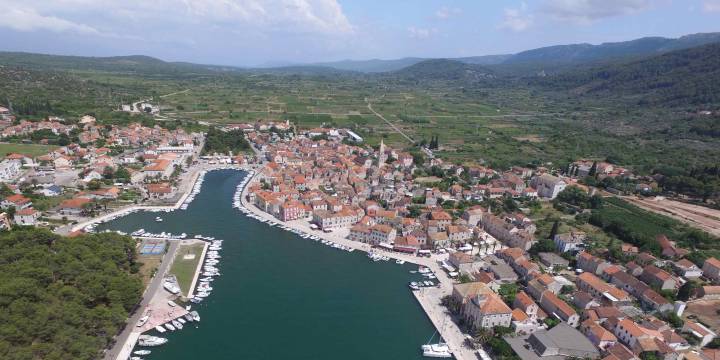 Stari Grad, Hvar